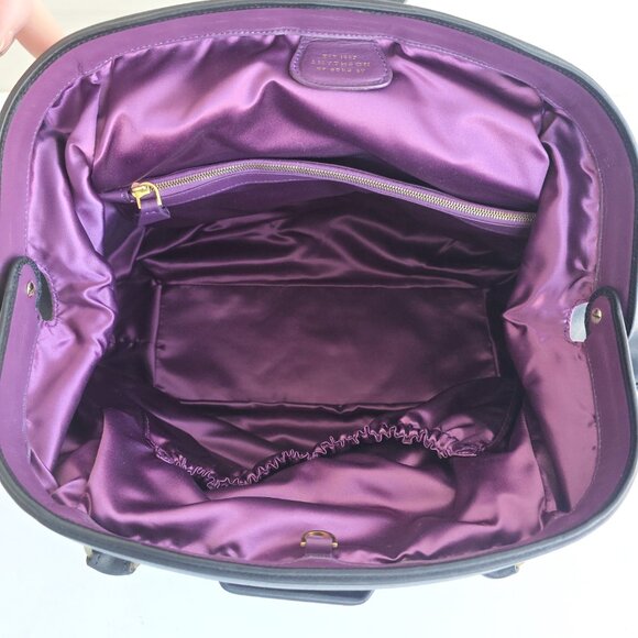 Smythson of Bond St Nancy Black Quilted Leather Flap Top handle Shoulder Handbag - Picture 11 of 14